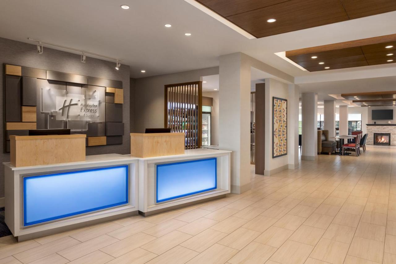 Holiday Inn Express & Suites Denver Airport By Ihg Esterno foto