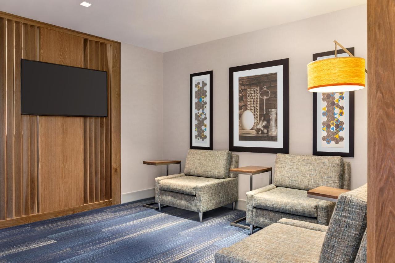 Holiday Inn Express & Suites Denver Airport By Ihg Esterno foto