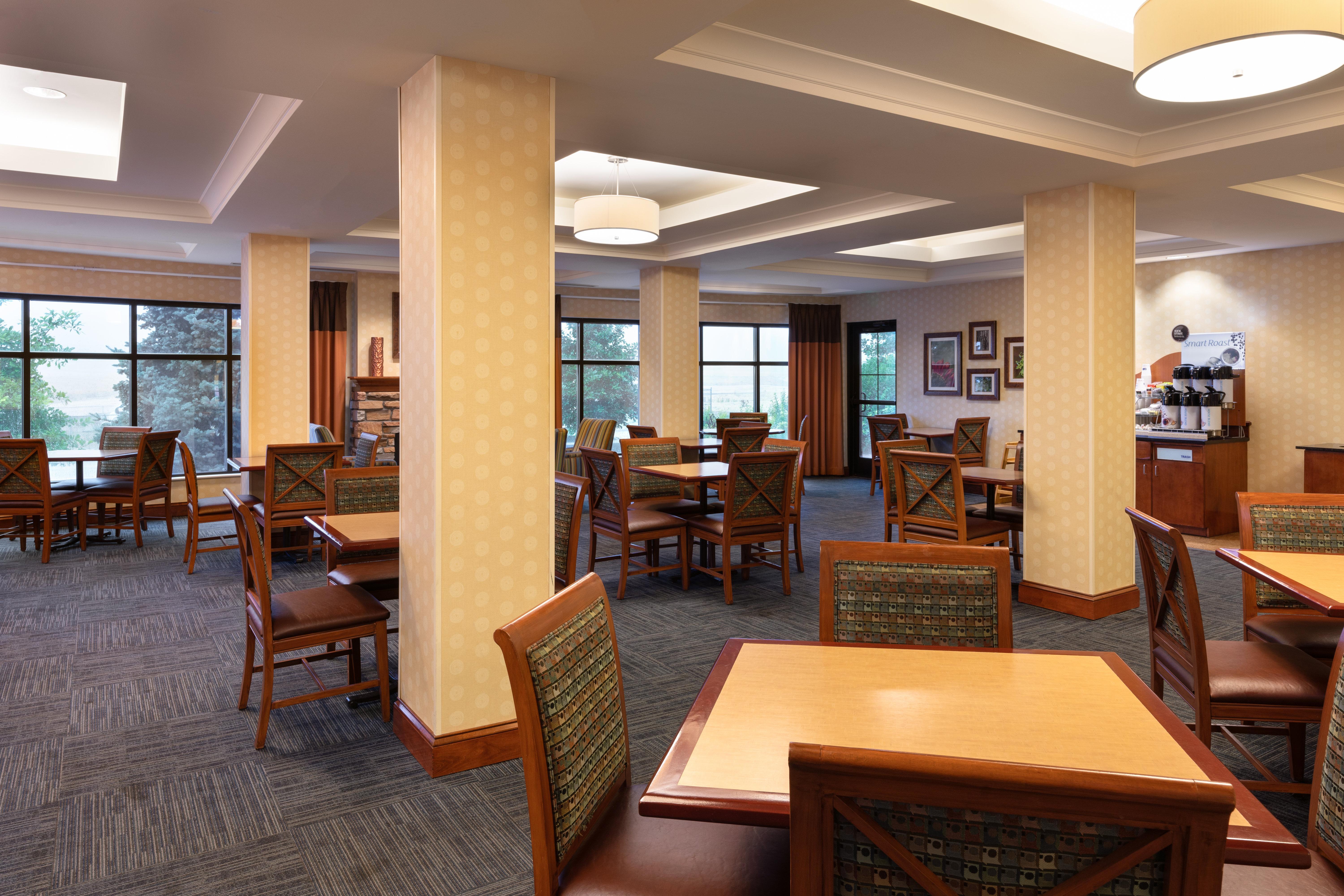 Holiday Inn Express & Suites Denver Airport By Ihg Esterno foto